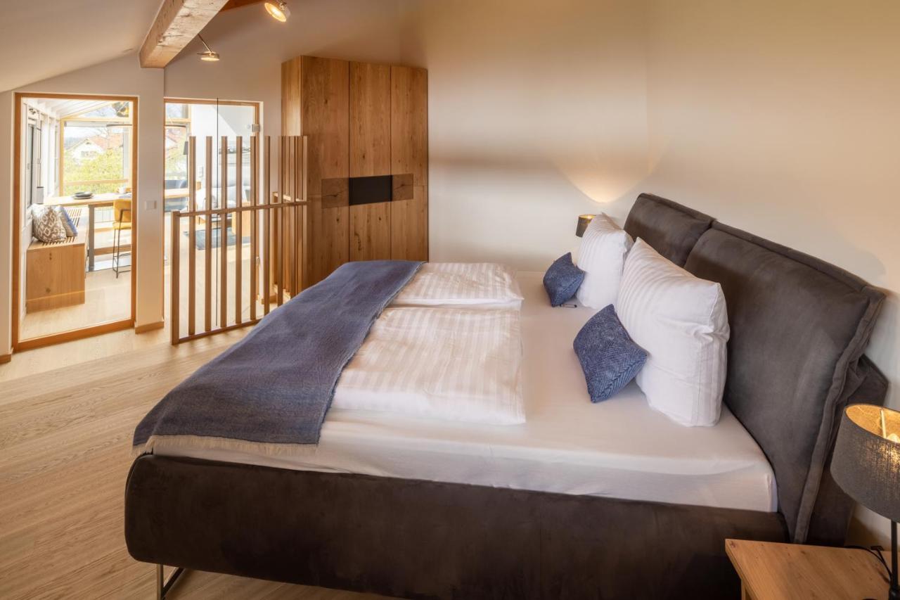 Stille X Weite - Hochwertige Wohnung Mit See-Panorama Kronburg Exteriér fotografie