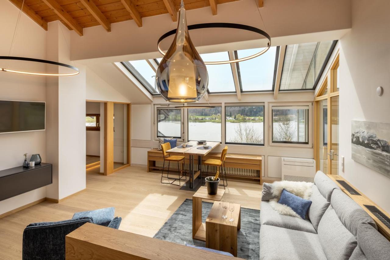 Stille X Weite - Hochwertige Wohnung Mit See-Panorama Kronburg Exteriér fotografie