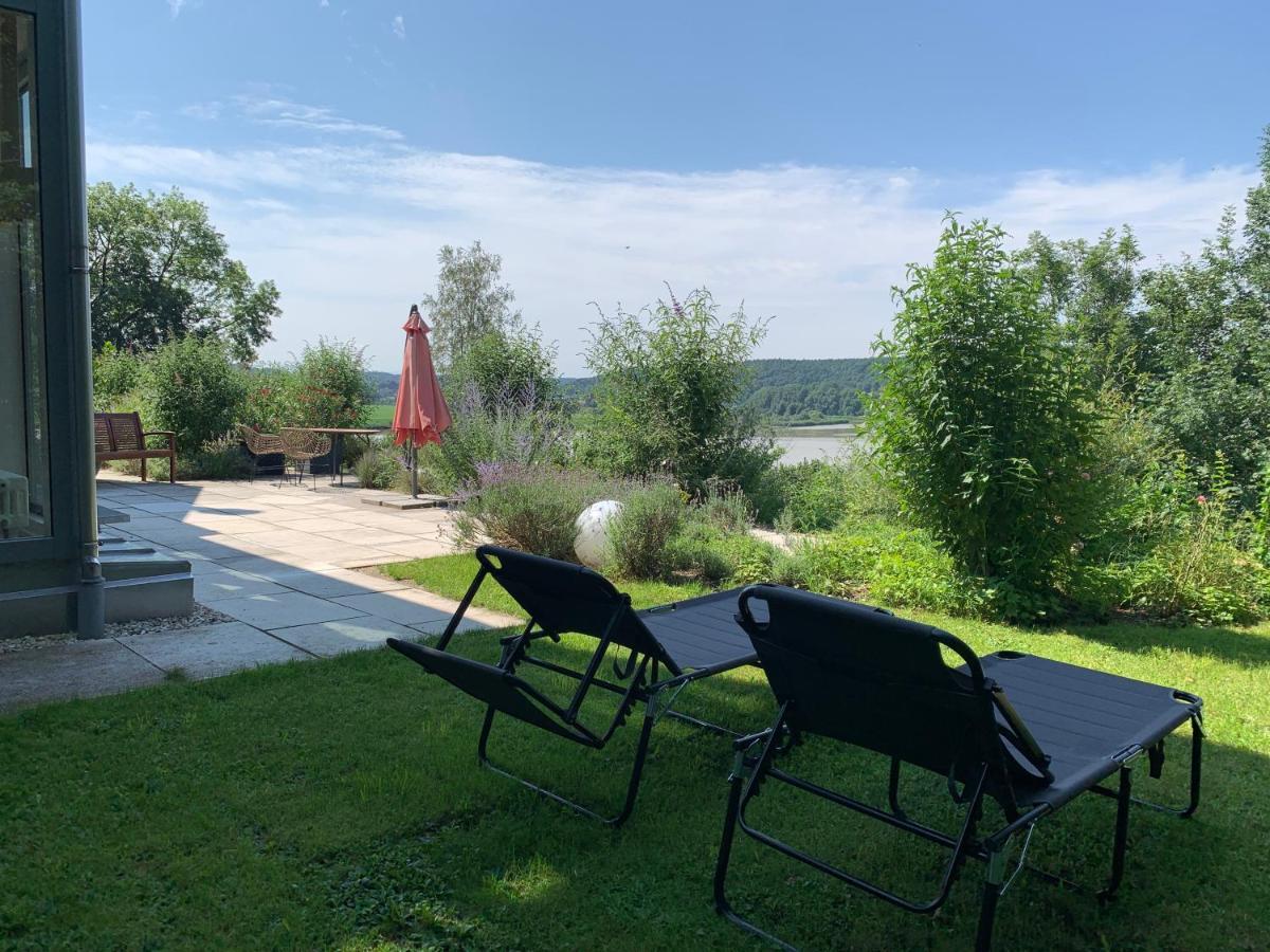 Stille X Weite - Hochwertige Wohnung Mit See-Panorama Kronburg Exteriér fotografie